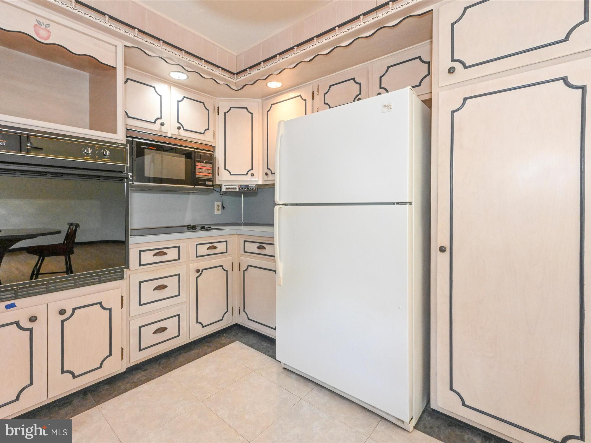 2906 Curtis Road Reading, PA 19609 - Photo 12 of 27 Gallery Image 12