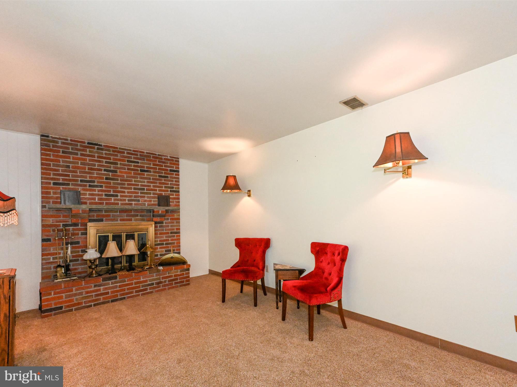 2906 Curtis Road Reading, PA 19609 - Photo 13 of 27 Gallery Image 13