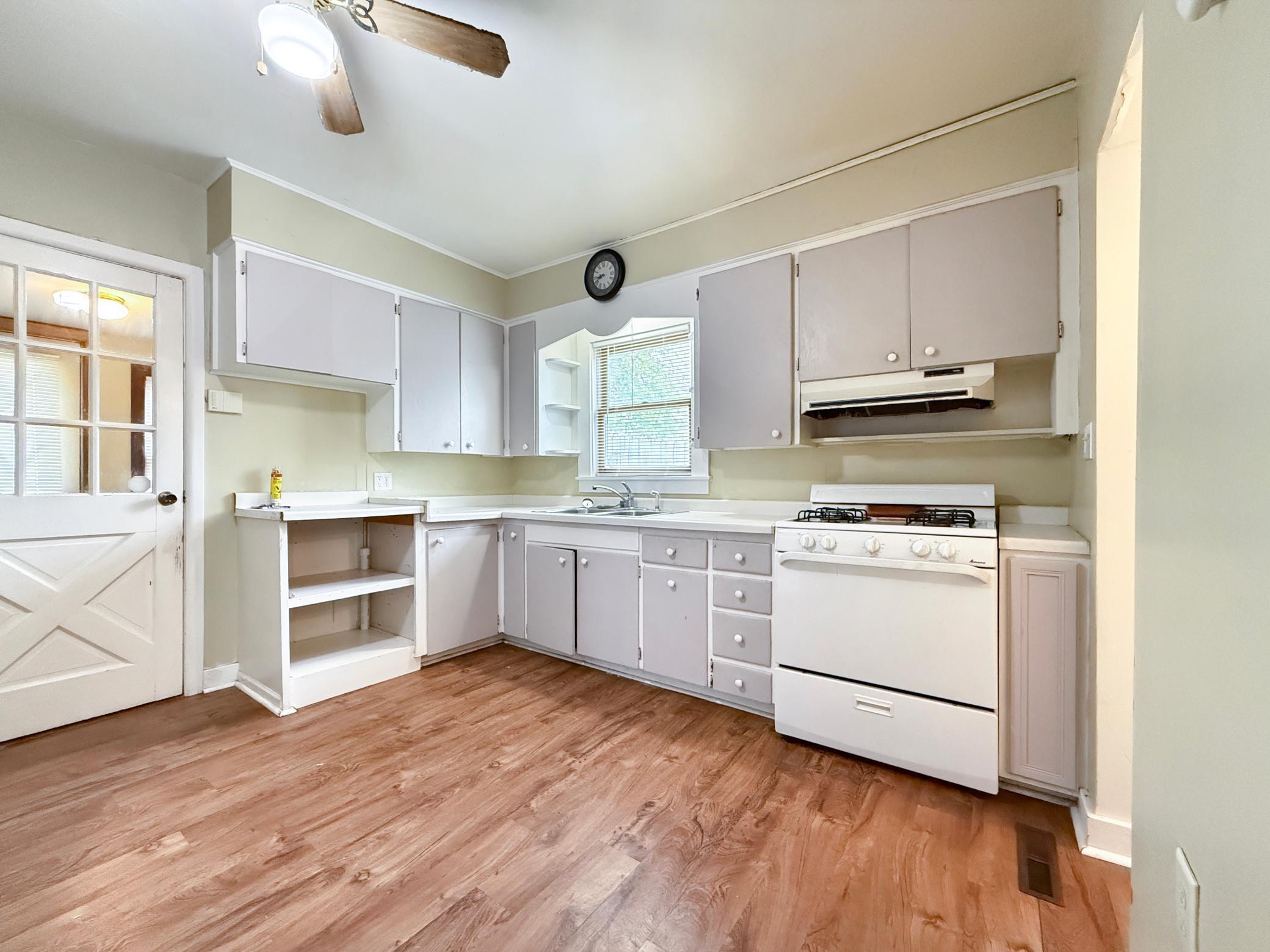 522 9th Street Northwest Bemidji, MN 56601 - Photo 4 of 16