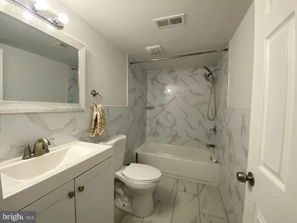 $530,000 | 4945 Chestnut Street, Philadelphia, PA 19139