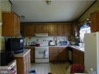109 Ritz Avenue Reading, PA 19606 - Photo 4 of 6 Gallery Image 4