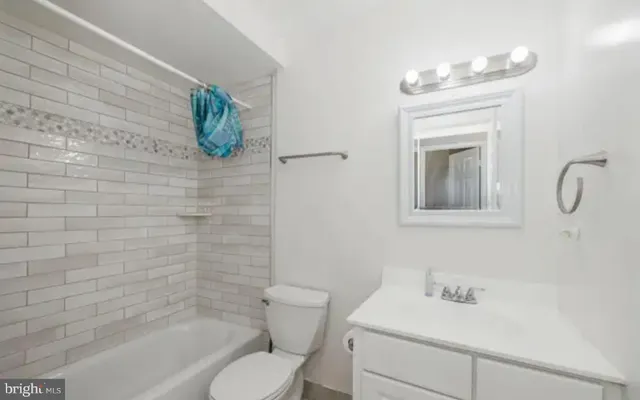 $2,400 | 3919 El Soneta Place, Unit 9, Alexandria, VA 22309