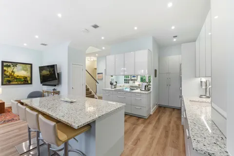 $925,000 | 2628 Northeast 9th Avenue, Unit 2, Wilton Manors, FL 33334