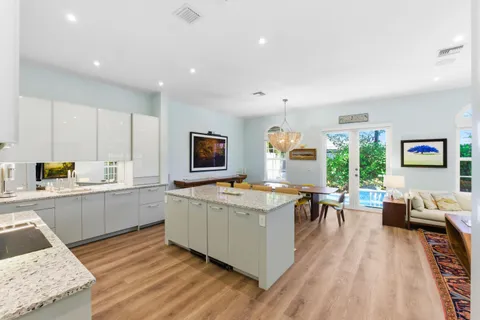 $925,000 | 2628 Northeast 9th Avenue, Unit 2, Wilton Manors, FL 33334