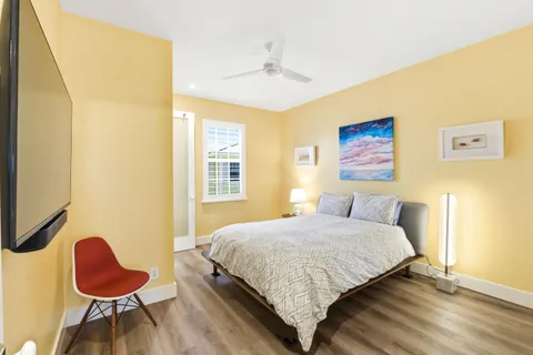 $925,000 | 2628 Northeast 9th Avenue, Unit 2, Wilton Manors, FL 33334