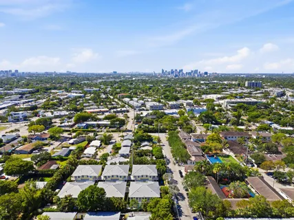 $925,000 | 2628 Northeast 9th Avenue, Unit 2, Wilton Manors, FL 33334