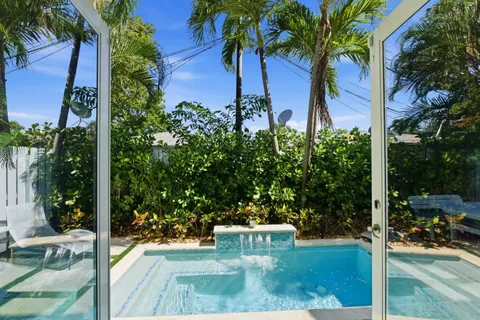 $925,000 | 2628 Northeast 9th Avenue, Unit 2, Wilton Manors, FL 33334