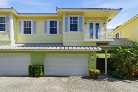$925,000 | 2628 Northeast 9th Avenue, Unit 2, Wilton Manors, FL 33334