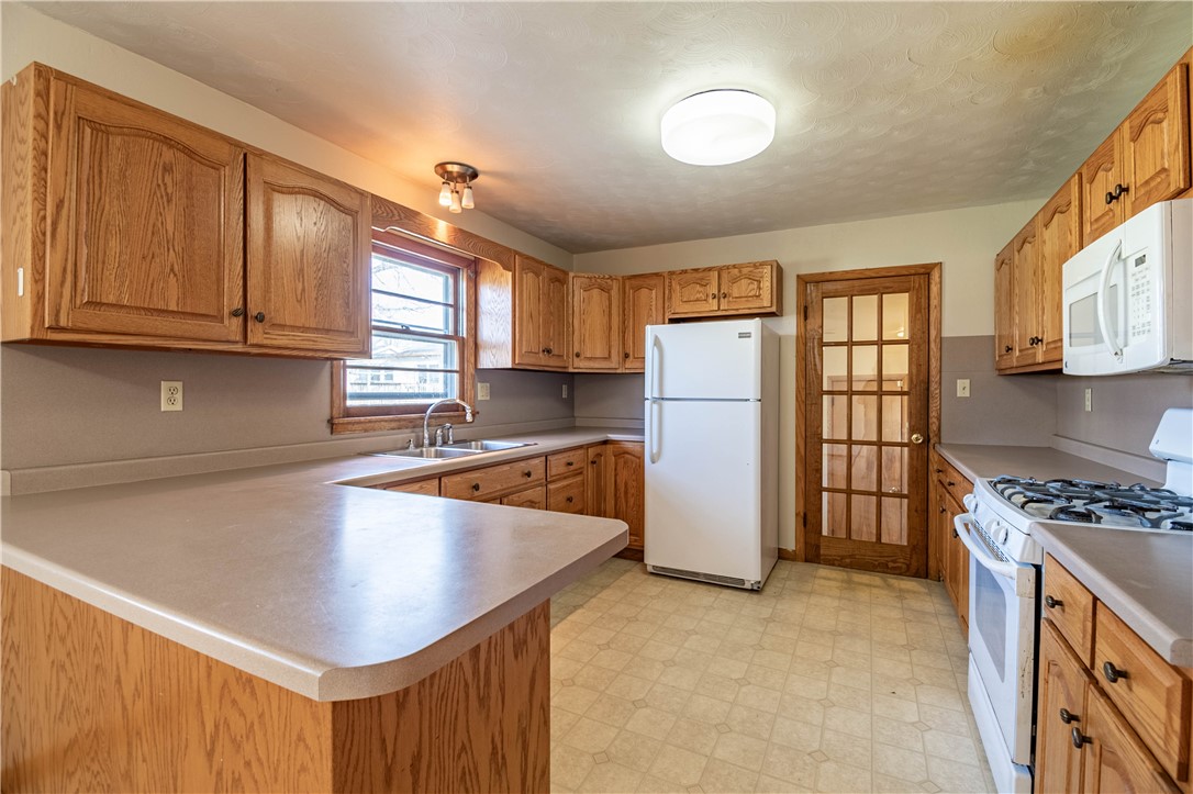 1717 North Florian Avenue Decatur, IL 62526 - Photo 4 of 23 Gallery Image 4