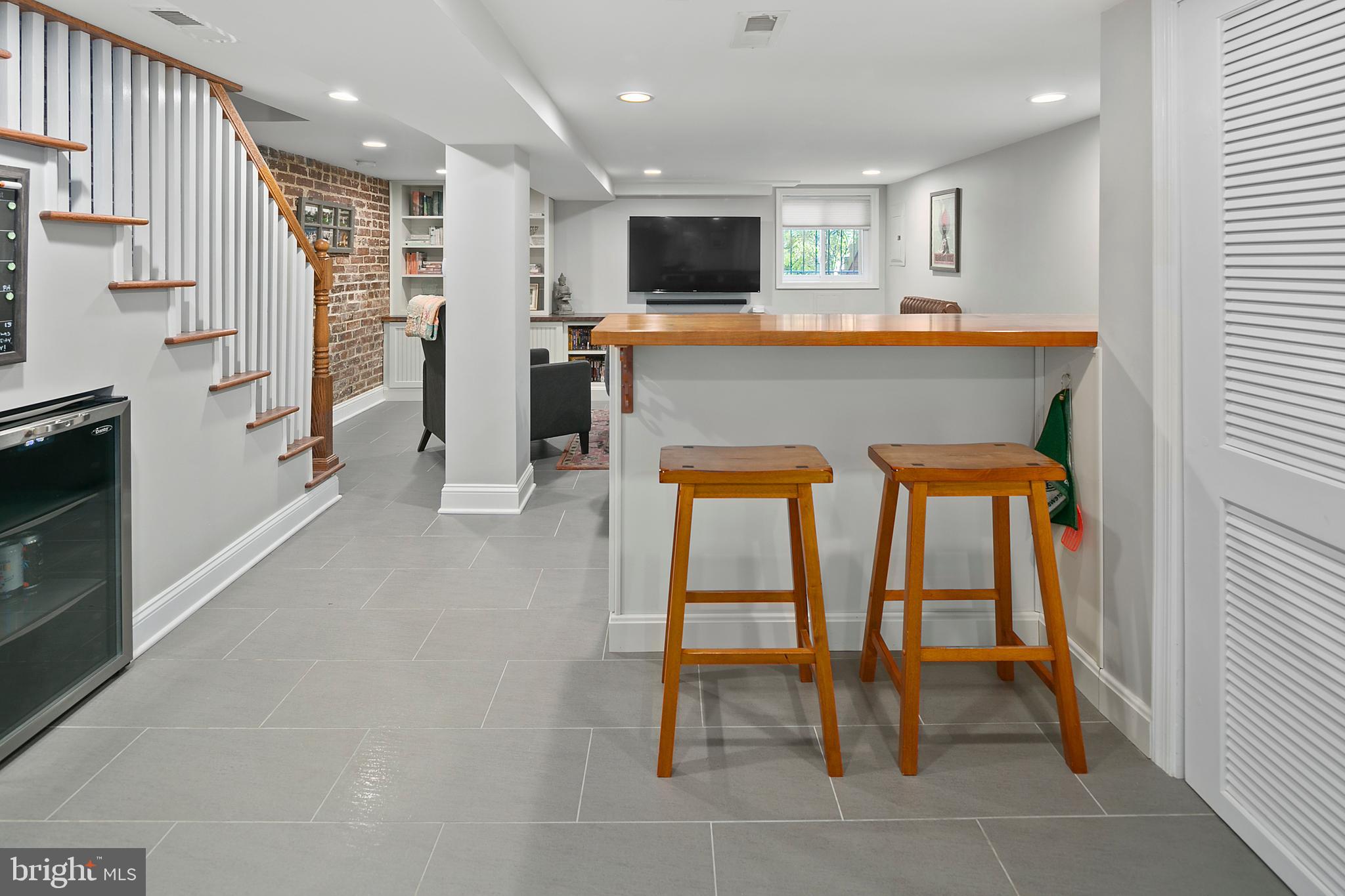 925 K Street Northeast Washington, DC 20002 - Photo 28 of 35 a view of kitchen with furniture and large window