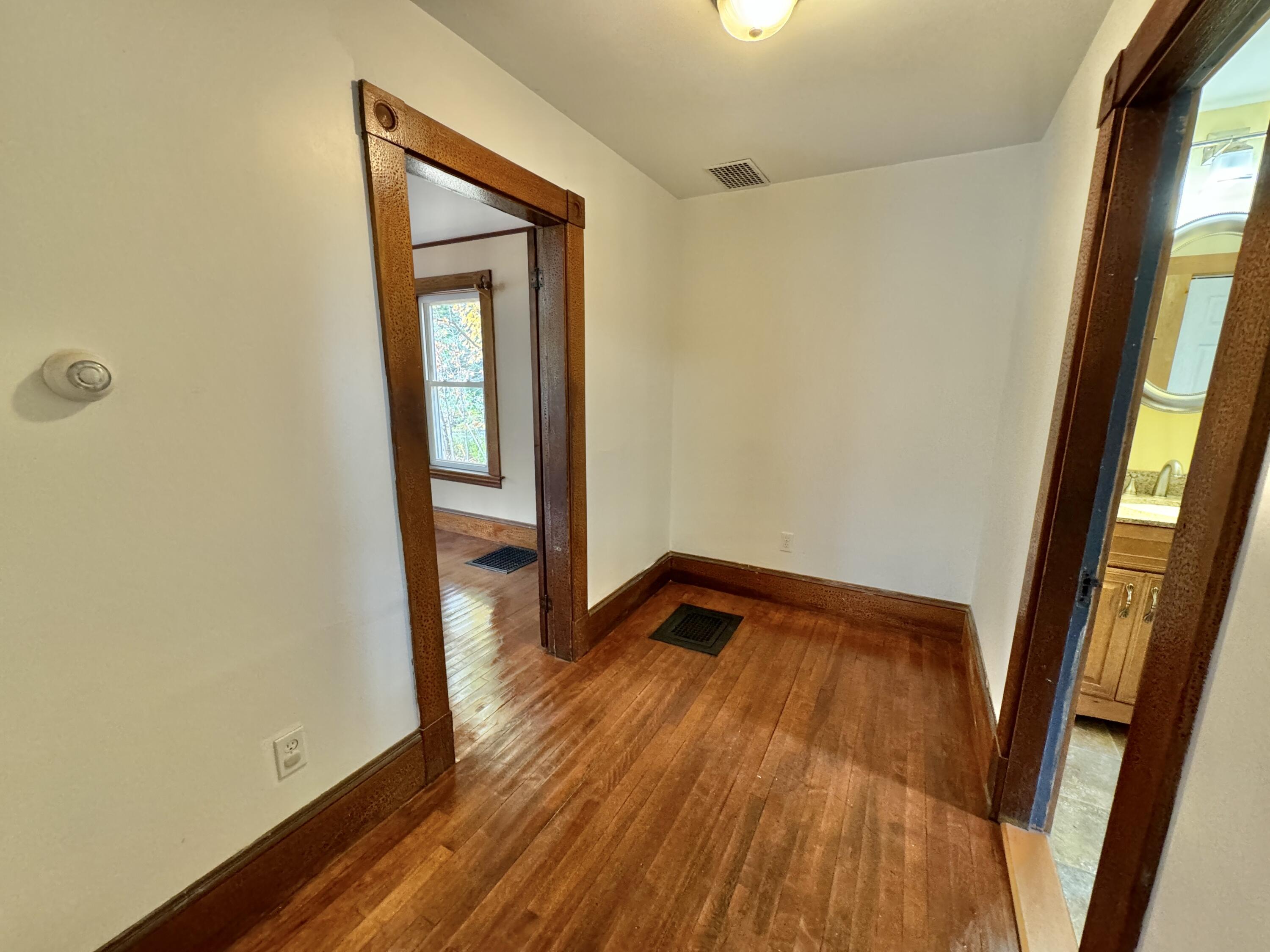 257 Christian Ridge Road Ellsworth, ME 04605 - Photo 13 of 28 20241009_153150966_iOS
