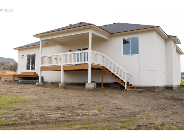 $459,900 | 1635 Hayes Street, Umatilla, OR 97882