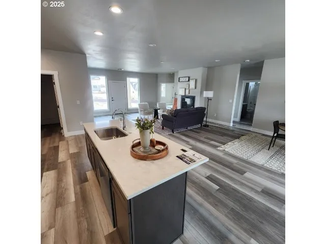 $459,900 | 1635 Hayes Street, Umatilla, OR 97882