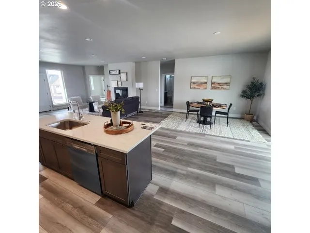 $459,900 | 1635 Hayes Street, Umatilla, OR 97882