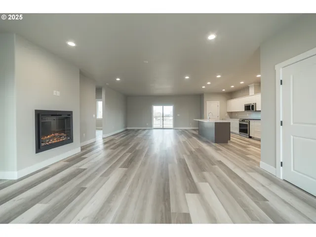 $459,900 | 1635 Hayes Street, Umatilla, OR 97882