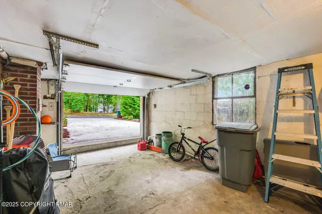 $2,600 | 48 Stemple Street, East Stroudsburg, PA 18301