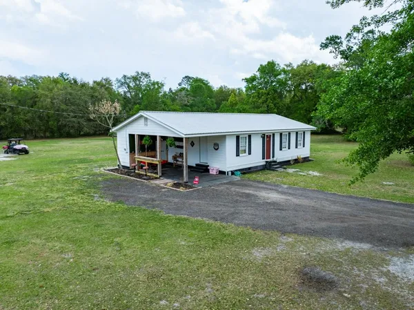 $169,000 | 156 Church Street, Hoboken, GA 31542