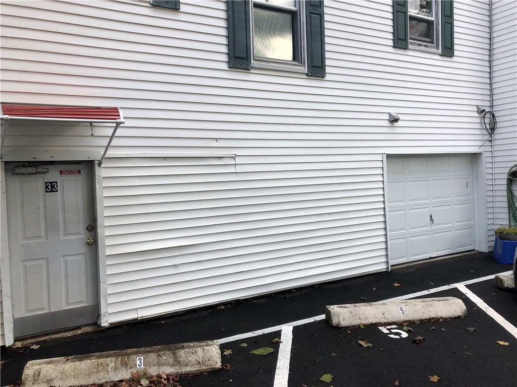 33 Grove Avenue, Unit 1 Westerly, RI 02891 - Photo 3 of 12 Gallery Image 3