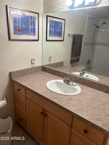 $105,000 | 2605 West Rose Lane, Unit B201, Phoenix, AZ 85017