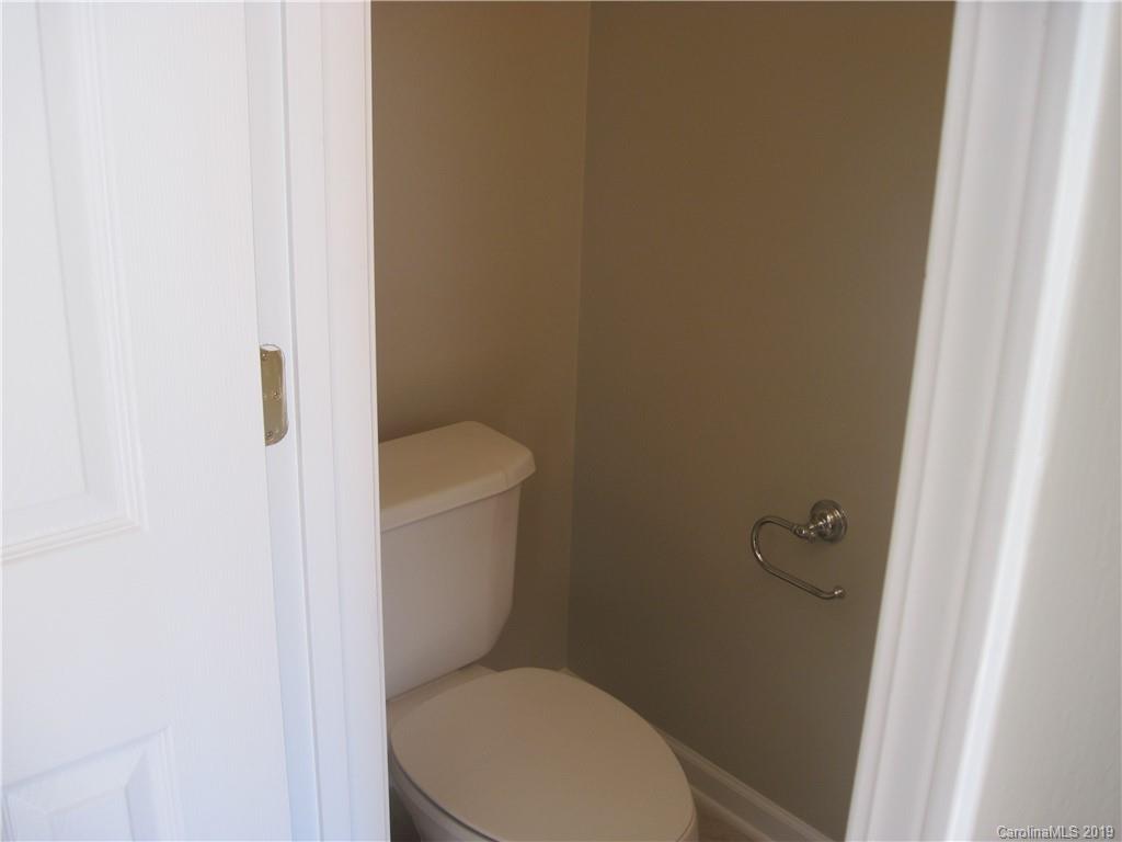 8230 Rudolph Road Charlotte, NC 28216 - Photo 19 of 32