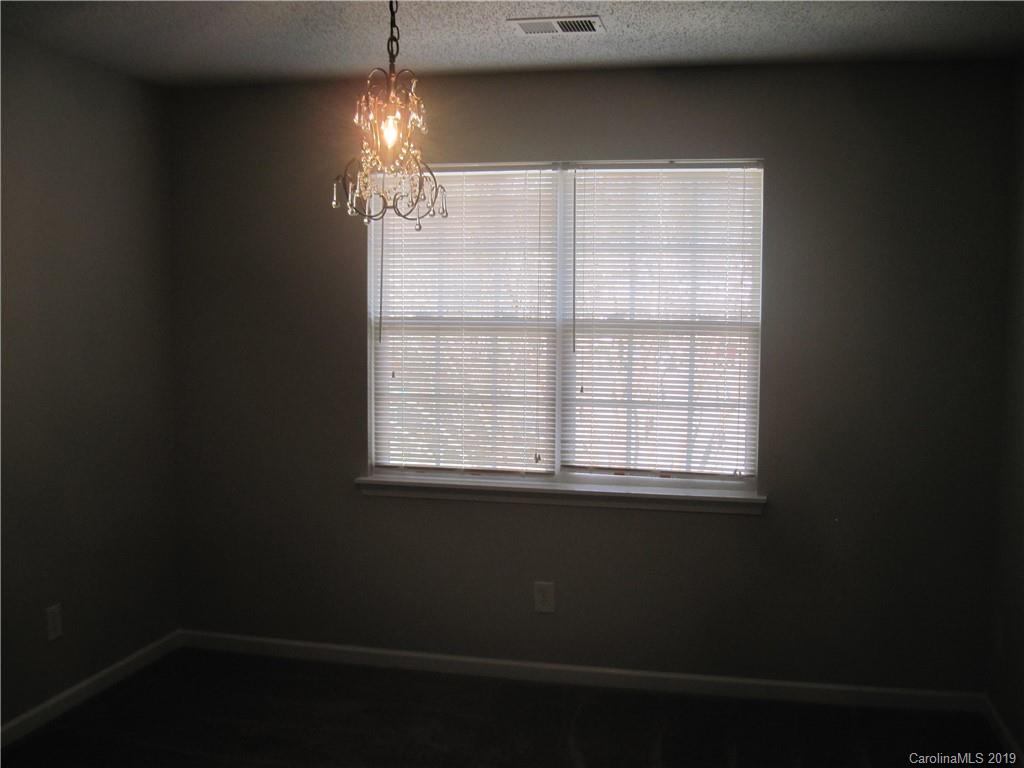 8230 Rudolph Road Charlotte, NC 28216 - Photo 25 of 32