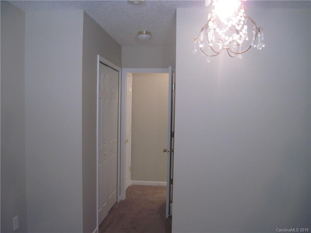 8230 Rudolph Road Charlotte, NC 28216 - Photo 26 of 32
