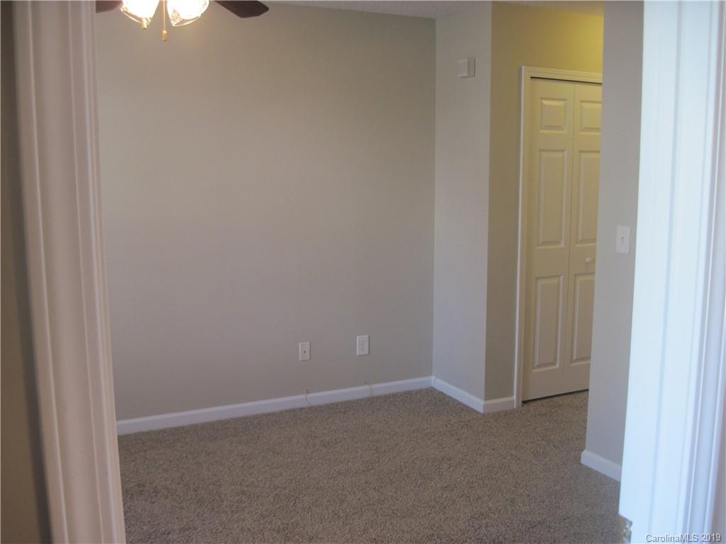 8230 Rudolph Road Charlotte, NC 28216 - Photo 32 of 32
