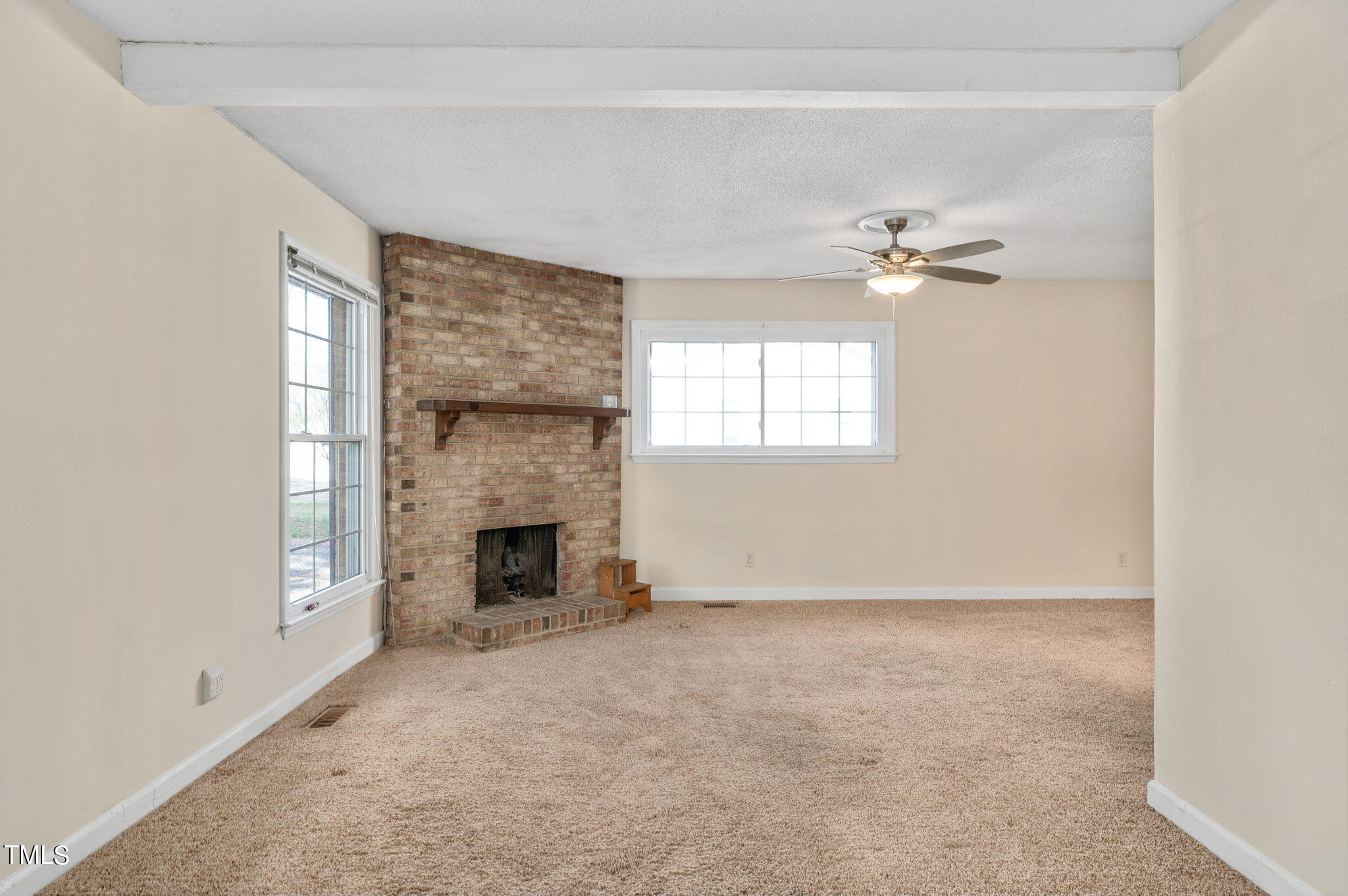 1717 Stage Road Durham, NC 27703 - Photo 7 of 31 Living Area