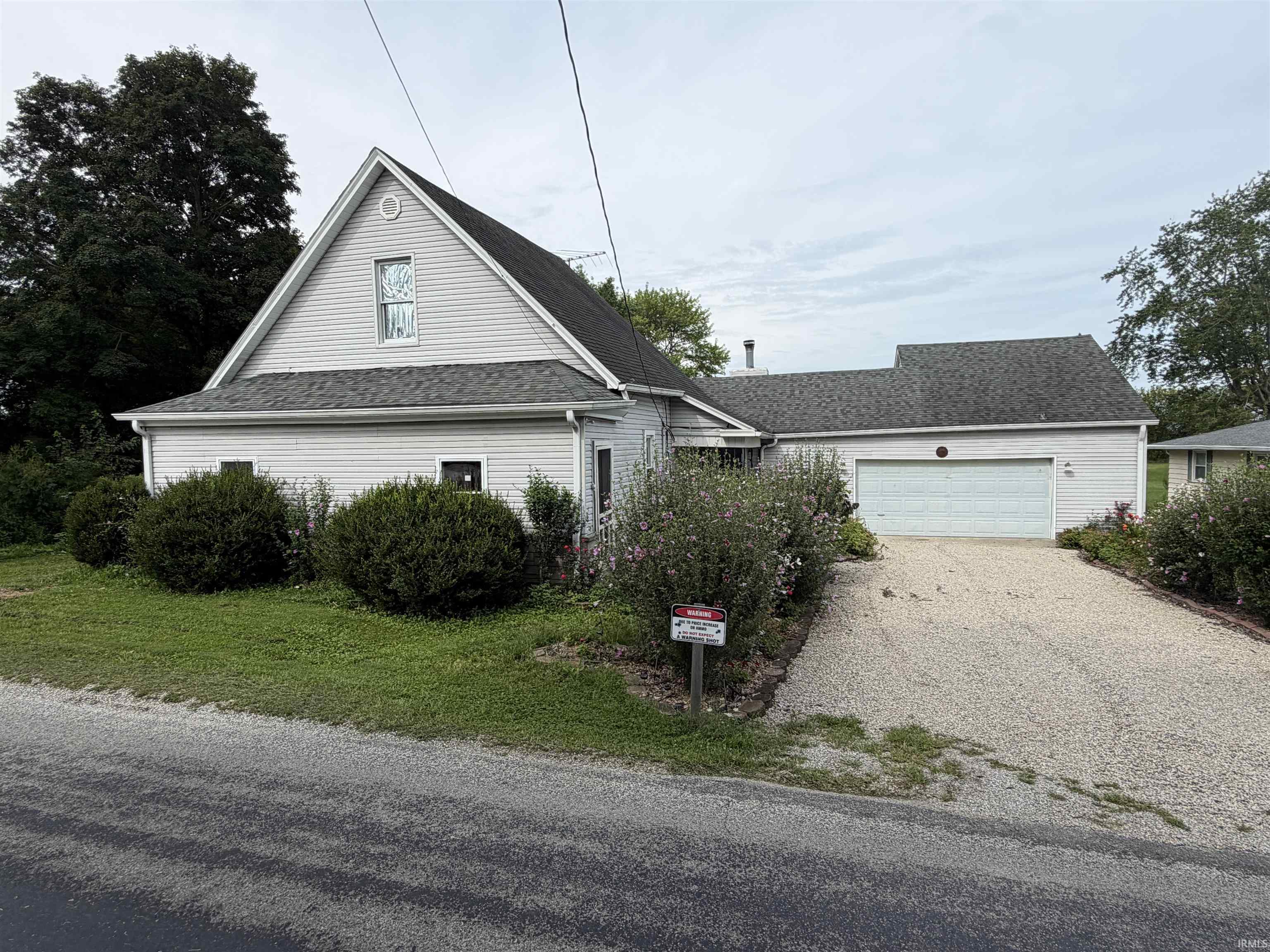 463 South Wilbur Wright Road New Castle, IN 47362 - Photo 1 of 16 Gallery Image 1