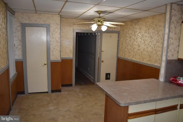 $725 | 719 West Philadelphia Street, Unit 1, York, PA 17401