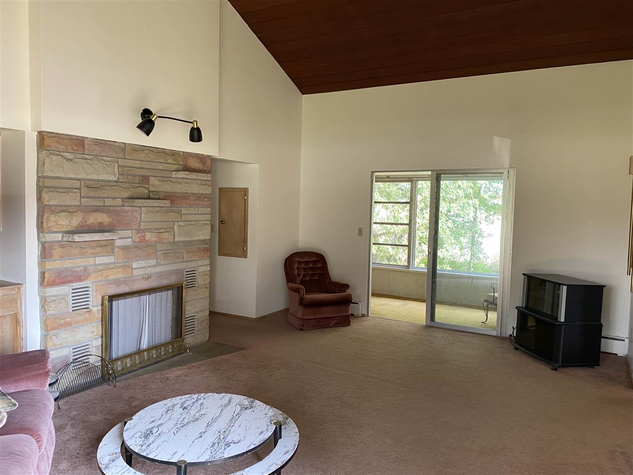 1687 South Huron Road Kawkawlin, MI 48631 - Photo 11 of 37