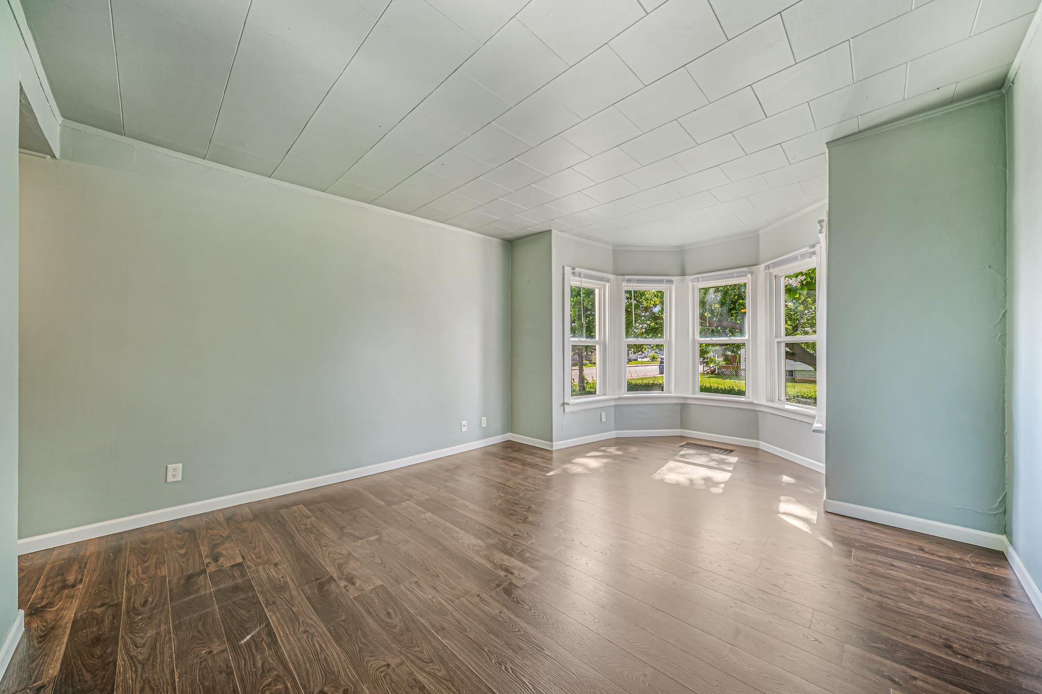 524 3rd Street Menasha, WI 54952 - Photo 10 of 44