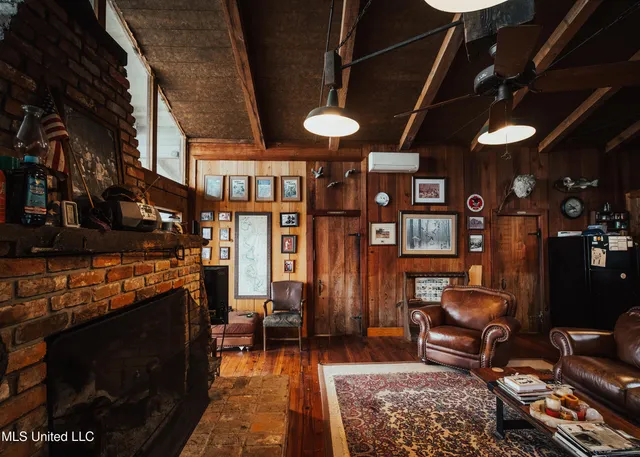 $799,900 | Ms-465, Rolling Fork, MS 39159