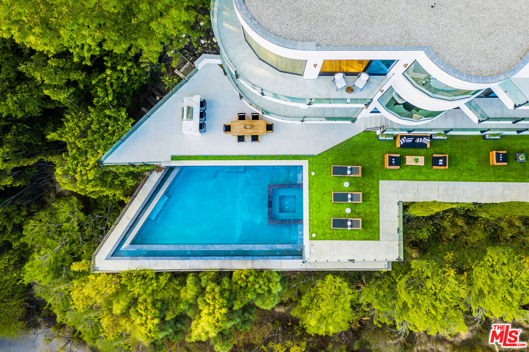 9374 Beverlycrest Drive Beverly Hills, CA 90210 - Photo 16 of 24