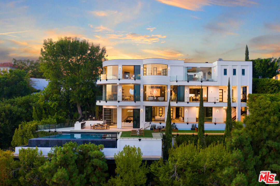 9374 Beverlycrest Drive Beverly Hills, CA 90210 - Photo 23 of 24