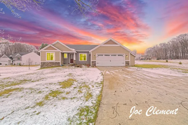 $399,900 | 7348 17 Mile Road Northeast, Cedar Springs, MI 49319