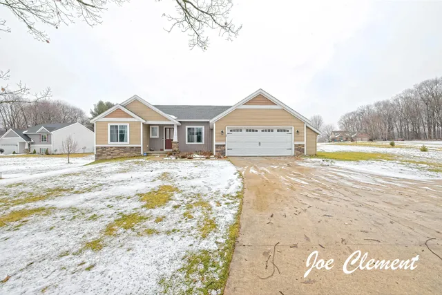 $434,900 | 7348 17 Mile Road Northeast, Cedar Springs, MI 49319
