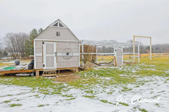 $434,900 | 7348 17 Mile Road Northeast, Cedar Springs, MI 49319