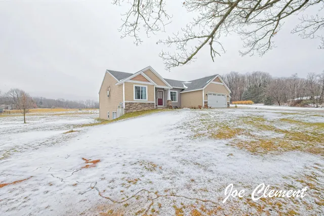 $434,900 | 7348 17 Mile Road Northeast, Cedar Springs, MI 49319