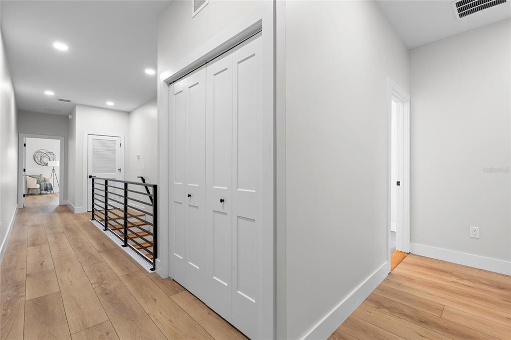 4308 West Gray Street, Unit 1 Tampa, FL 33609 - Photo 21 of 43