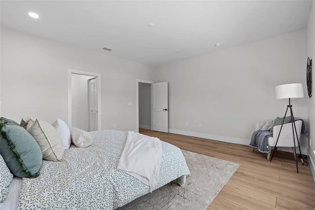 4308 West Gray Street, Unit 1 Tampa, FL 33609 - Photo 23 of 43