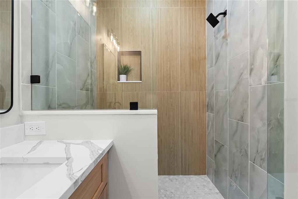 4308 West Gray Street, Unit 1 Tampa, FL 33609 - Photo 27 of 43