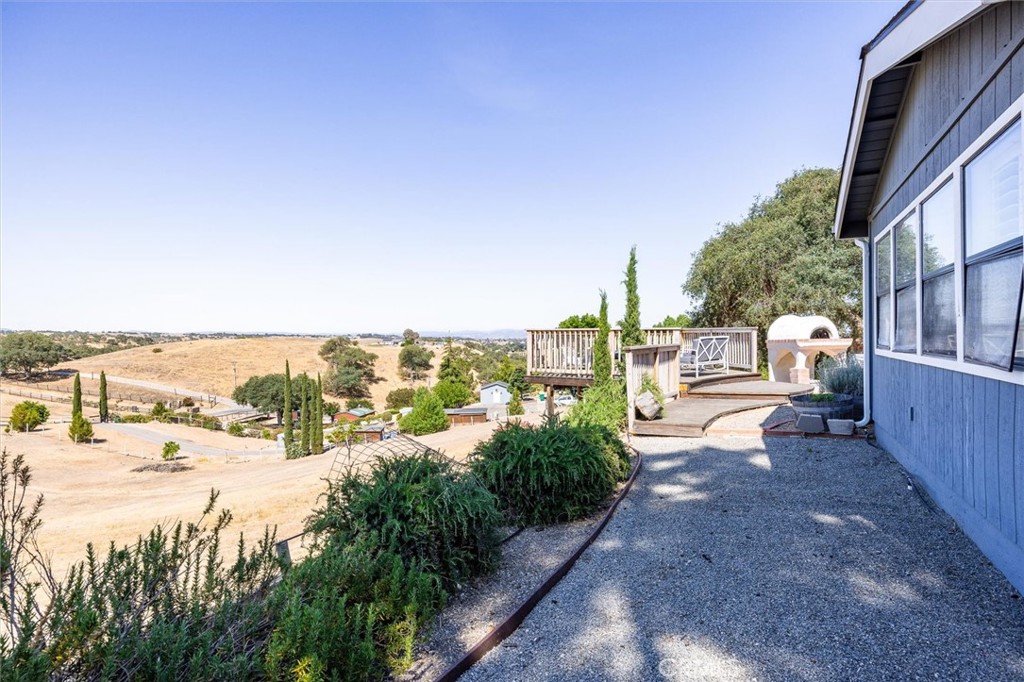 5175 White Tail Place Paso Robles, CA 93446 - Photo 23 of 37