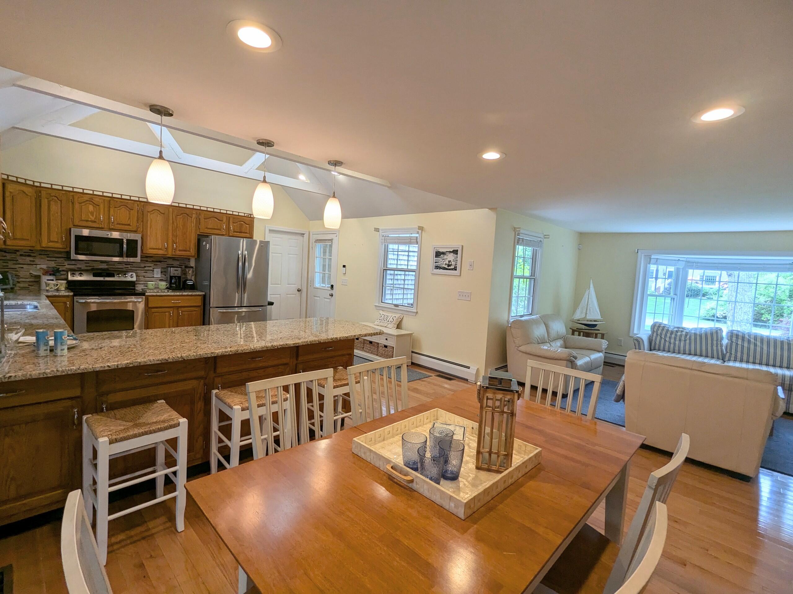 32 Apple Lane Dennis, MA 02638 - Photo 8 of 48 1000012408