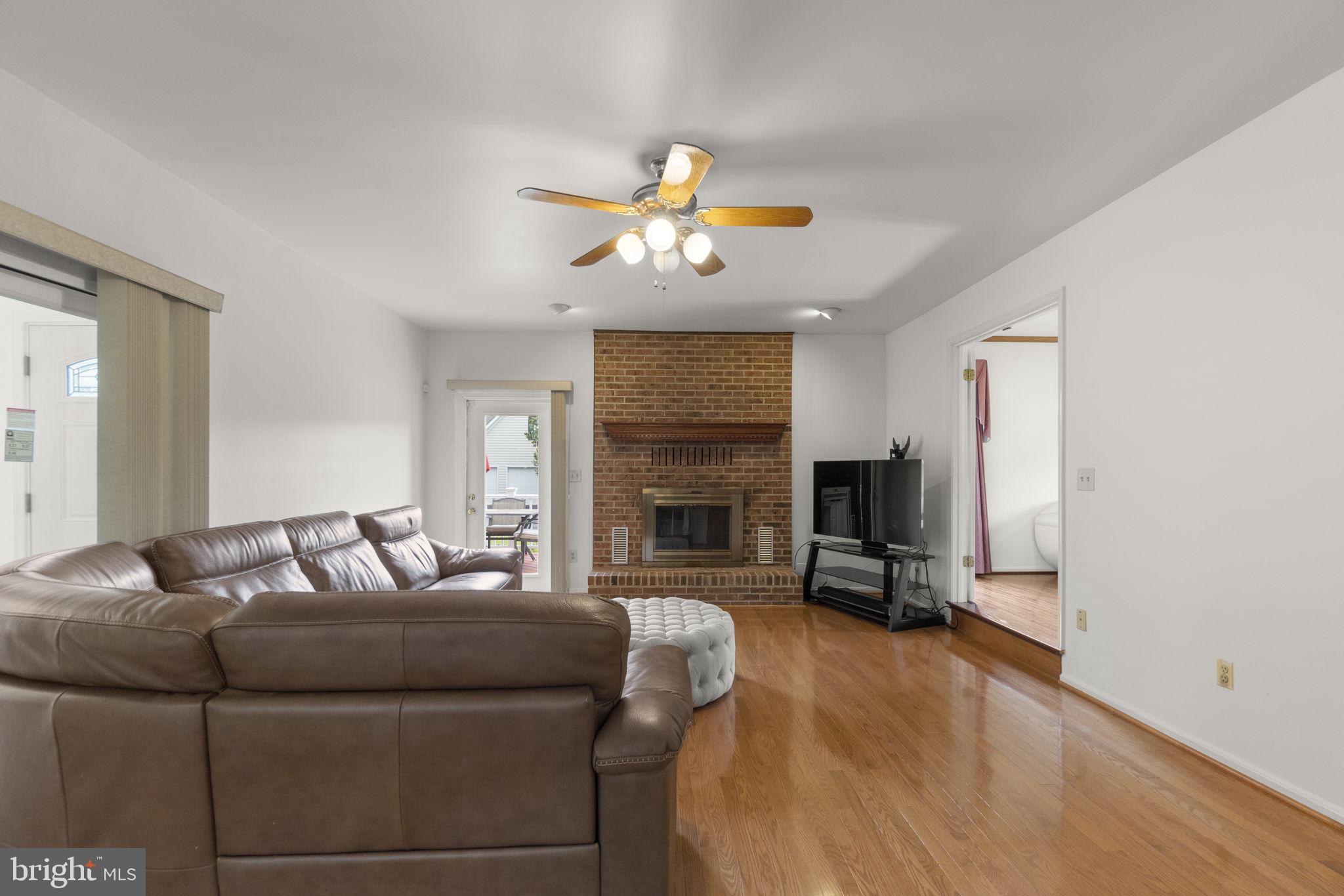 10035 Reed Lane Ellicott City, MD 21042 - Photo 10 of 47