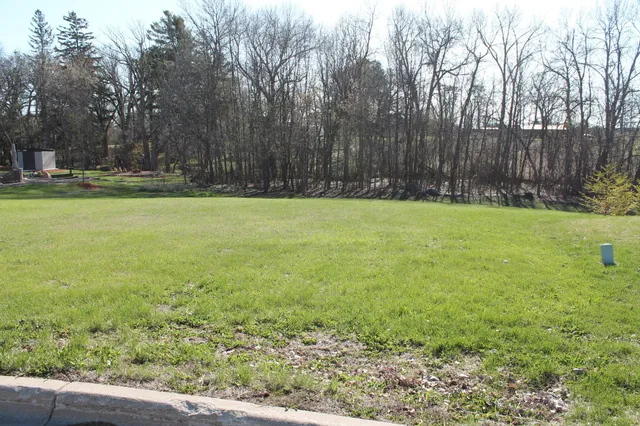 $73,500 | 905 Orchard Heights Court, Faribault, MN 55021