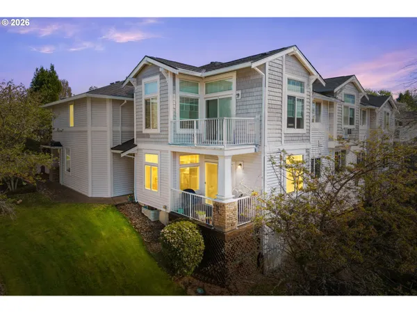 $315,000 | 14721 Southwest Beard Road, Unit 102, Beaverton, OR 97007