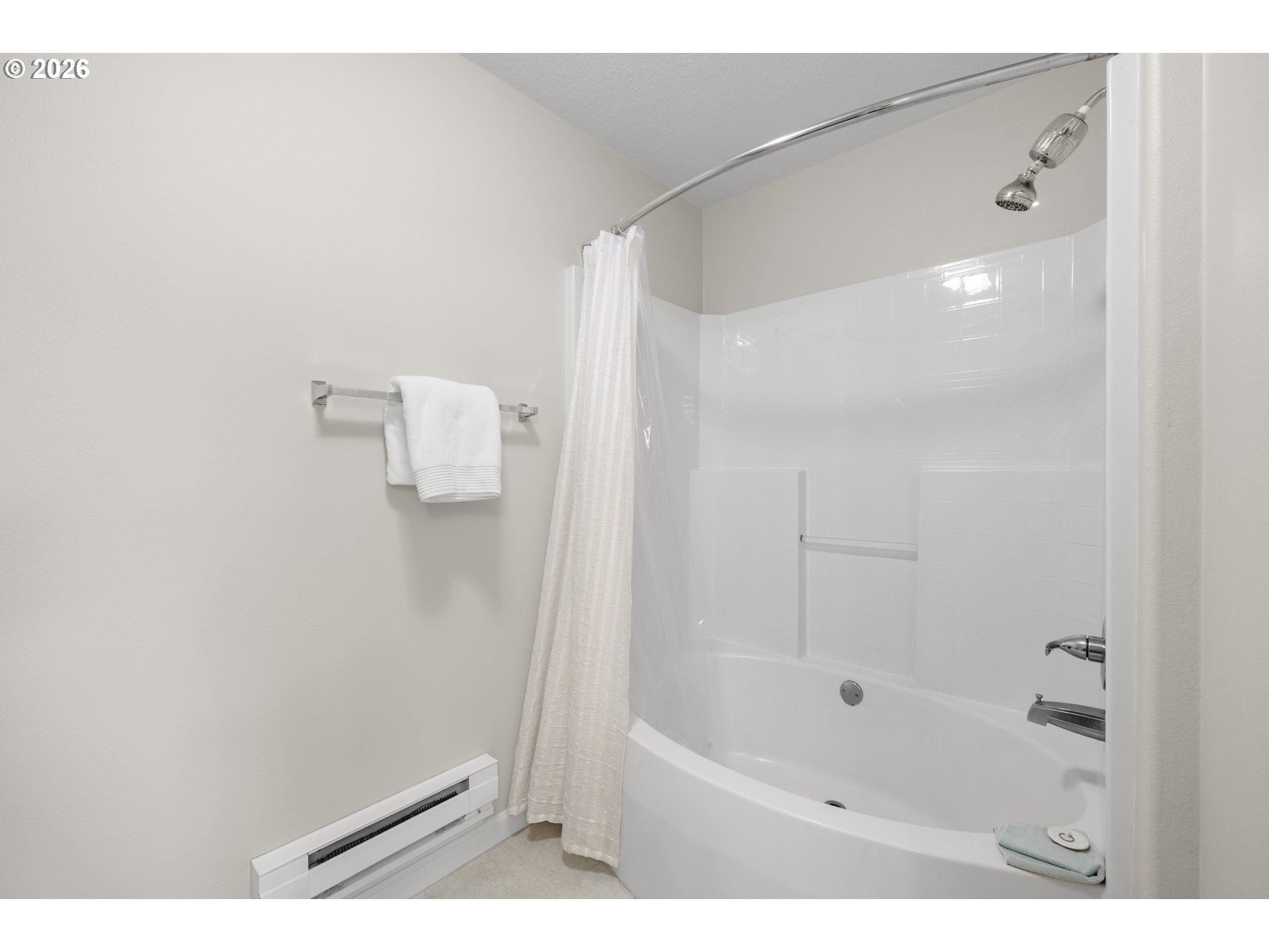 14721 Southwest Beard Road, Unit 102 Beaverton, OR 97007 - Photo 21 of 25 Bathroom