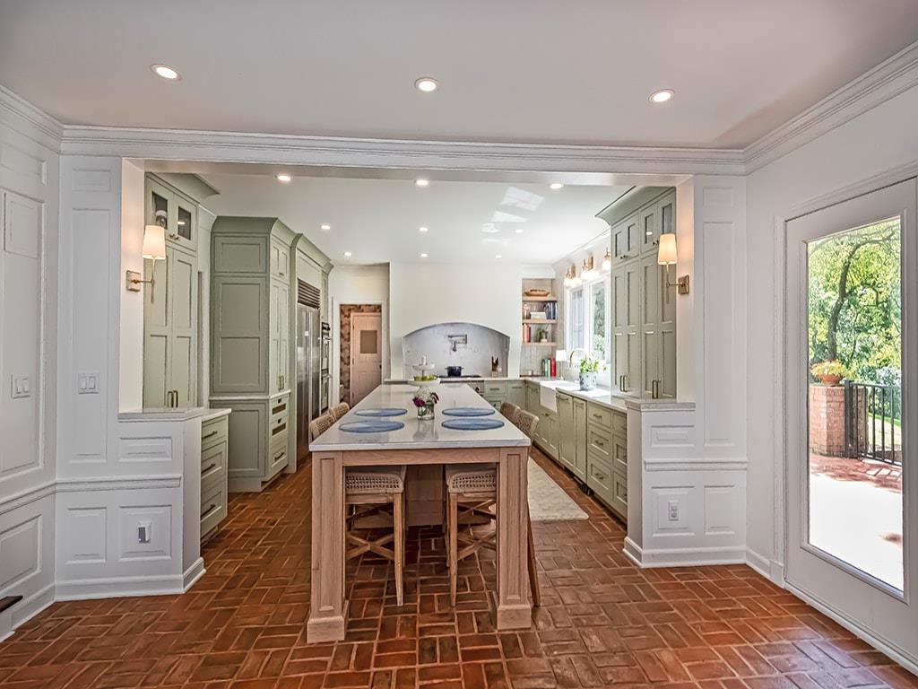 1256 Fox Chapel Road Pittsburgh, PA 15238 - Photo 8 of 37 Gallery Image 8