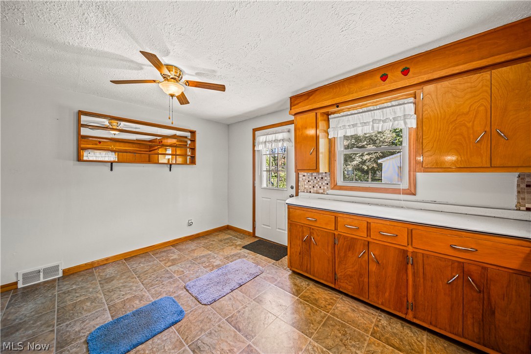 116 Birch Road Painesville, OH 44077 - Photo 9 of 34 Gallery Image 9